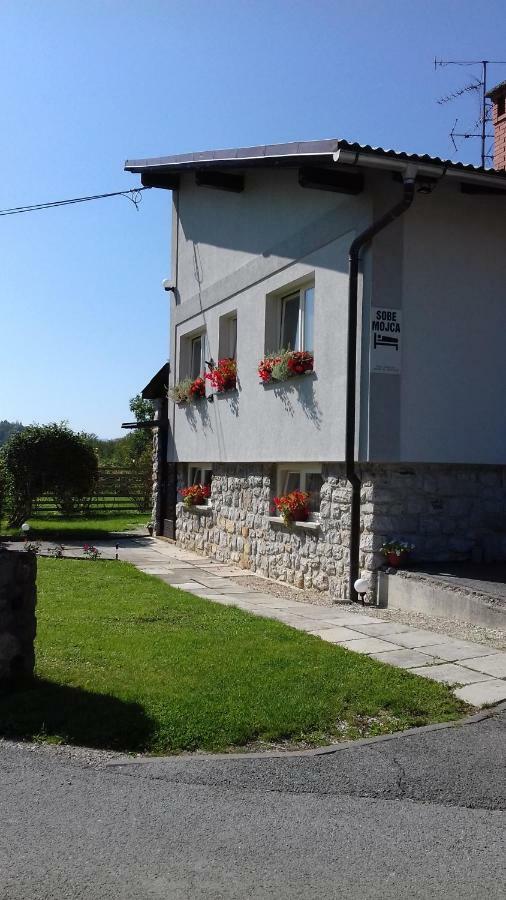 Apartmaji Mojca Križe Zewnętrze zdjęcie
