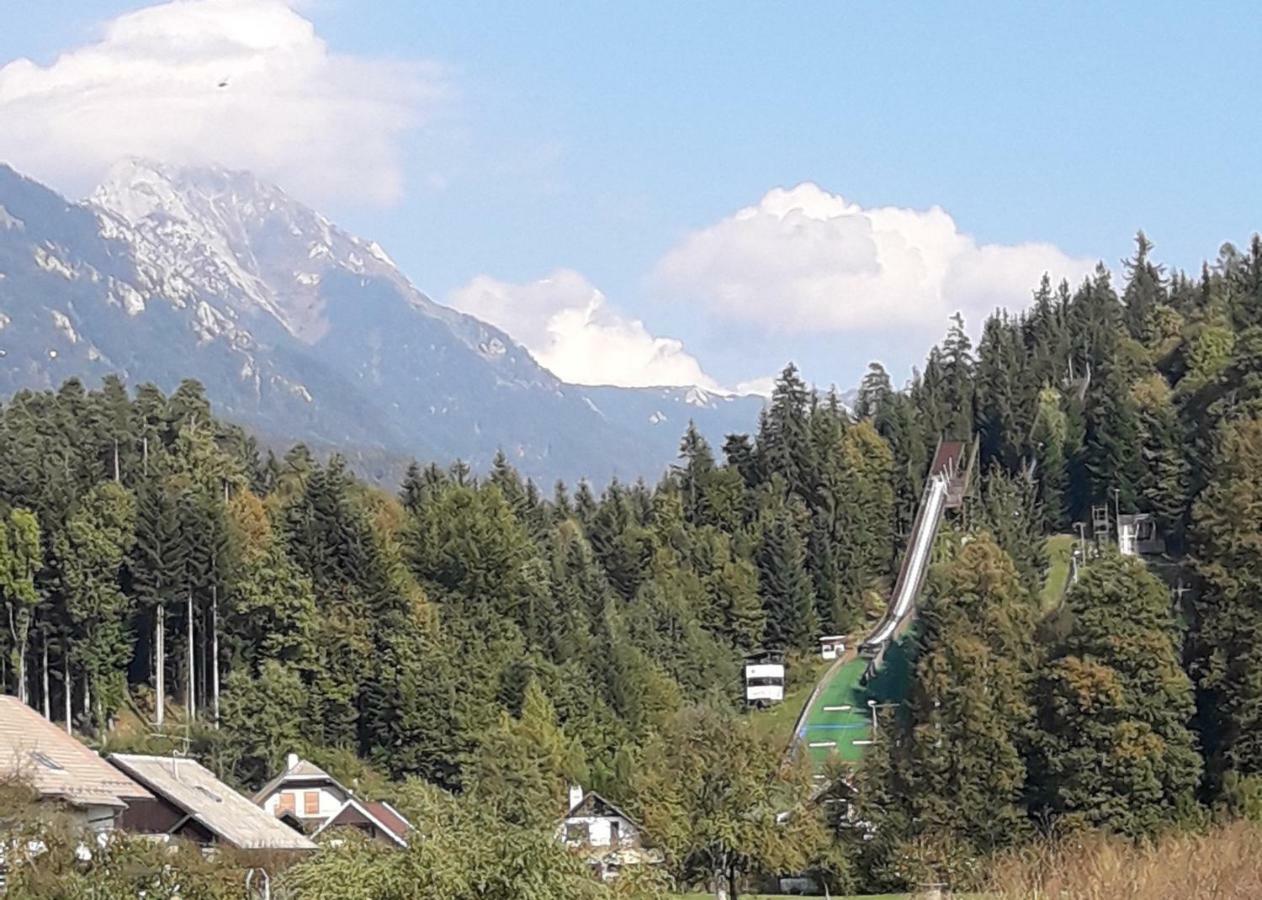 Apartmaji Mojca Križe Zewnętrze zdjęcie