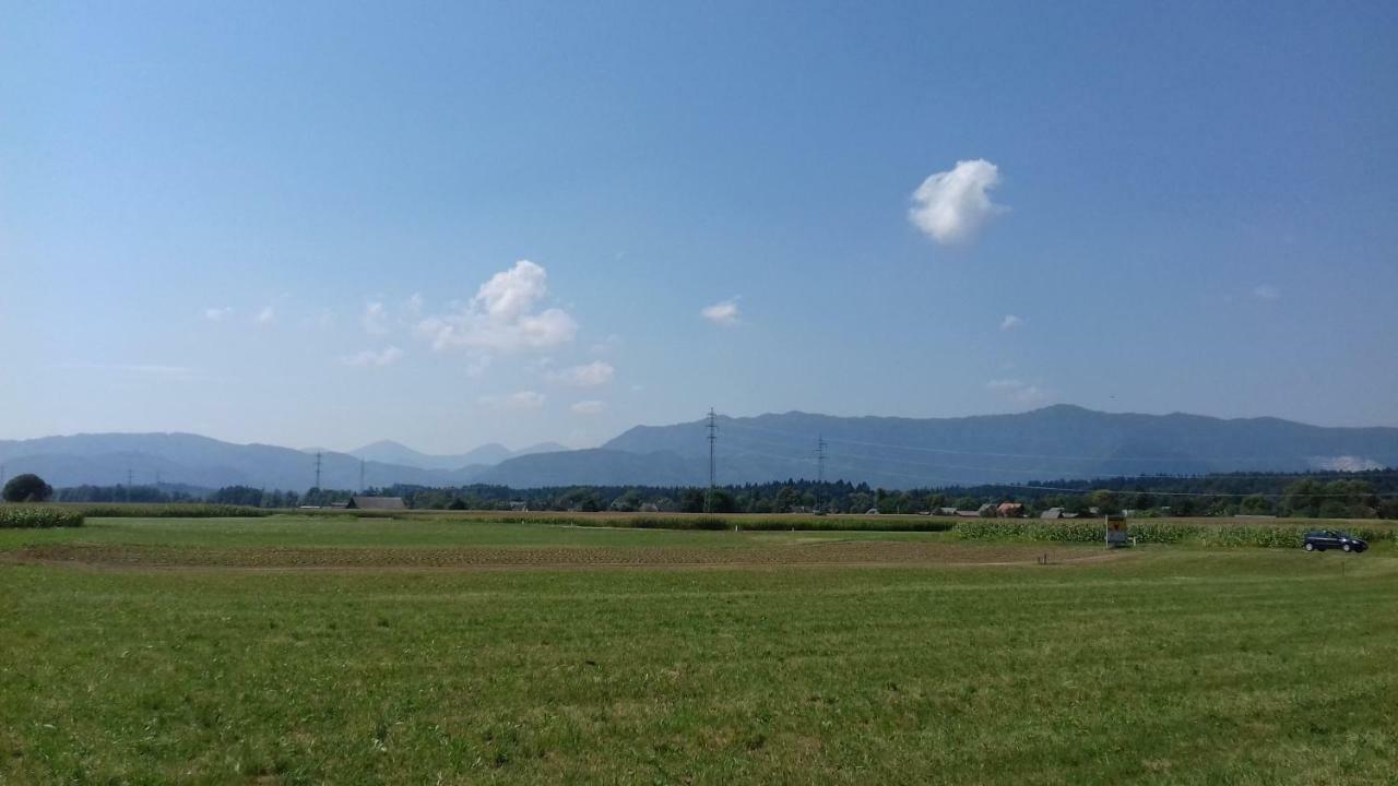 Apartmaji Mojca Križe Zewnętrze zdjęcie